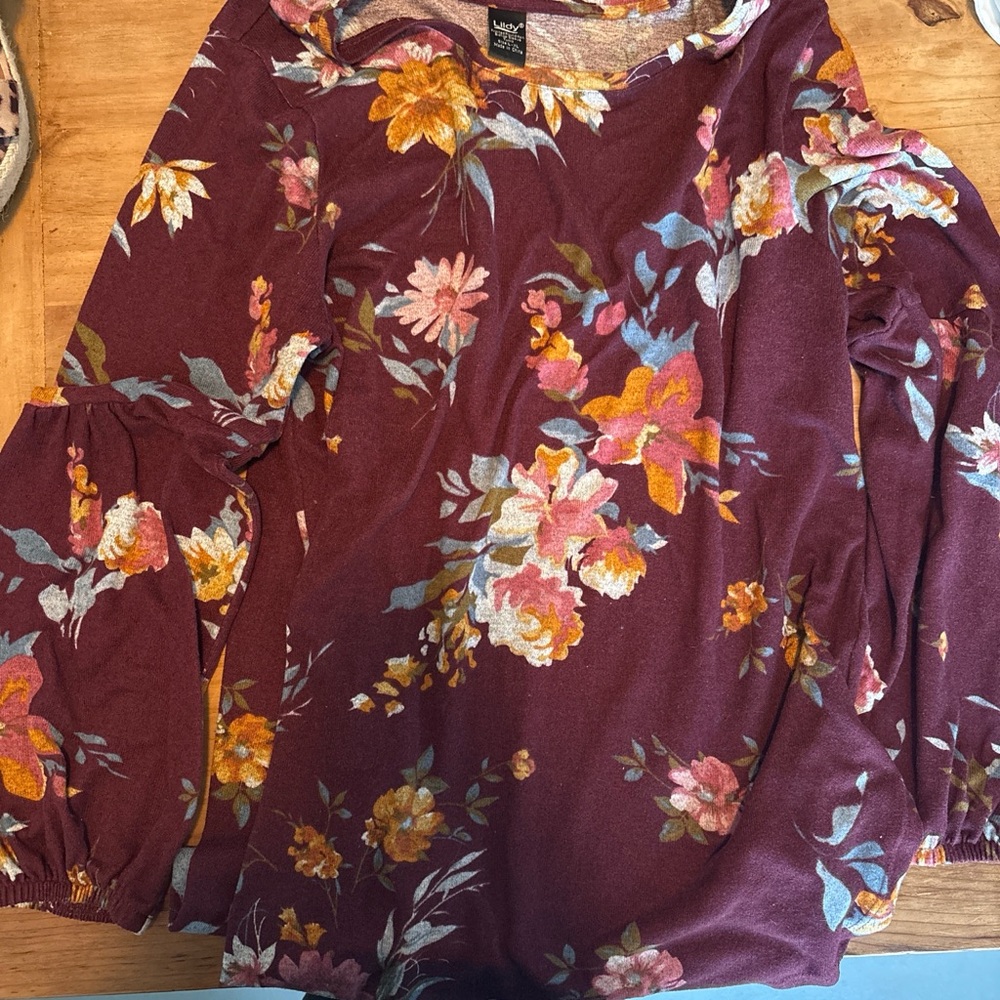 Women's Tunic Floral Bell Sleeve Top - Plum Floral